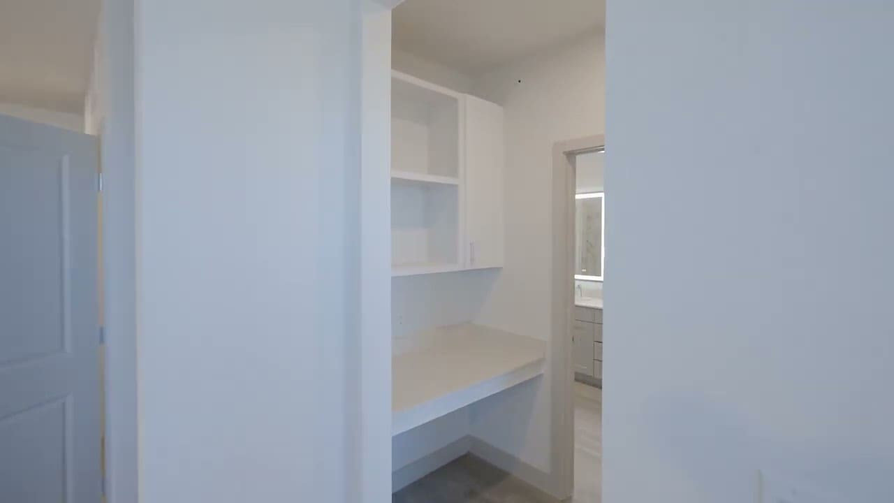 1–3 Bedroom Options photo 4 in Del Valle