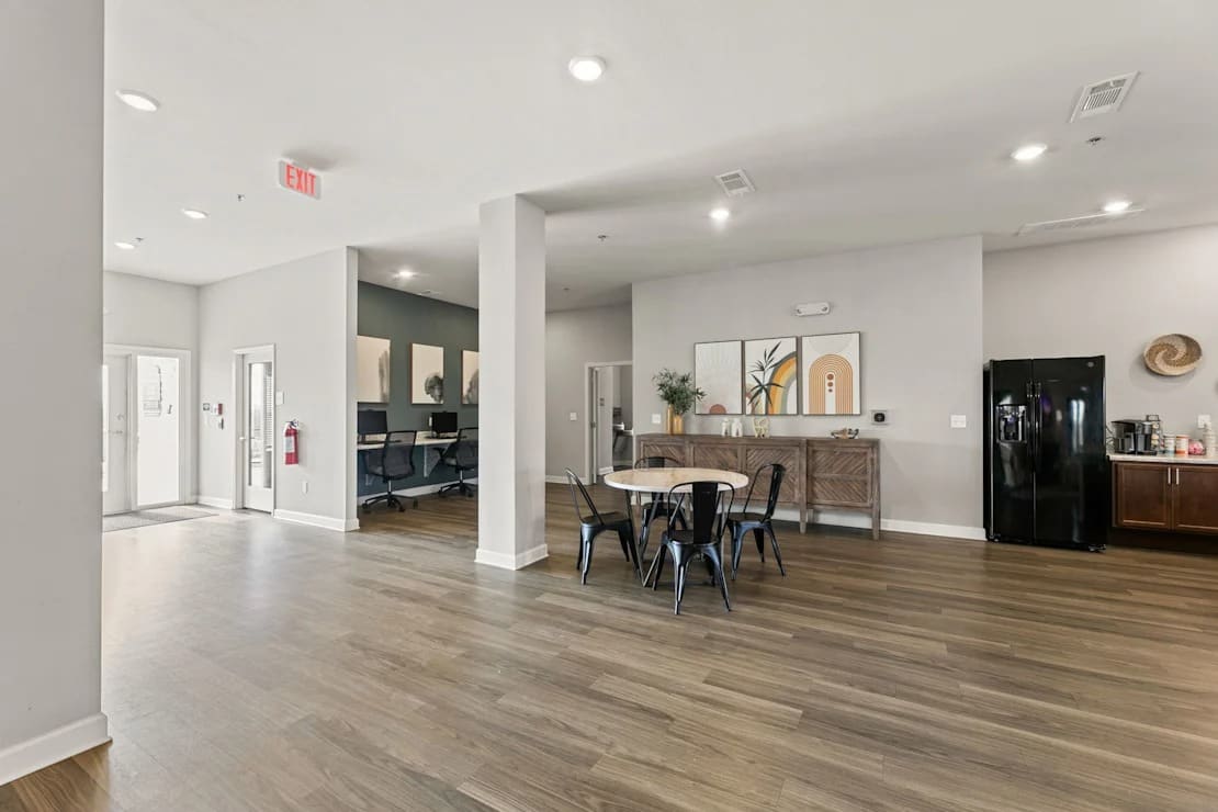 One- to Three-Bedroom Layouts — apartment in Del Valle with 2 months free move-in special