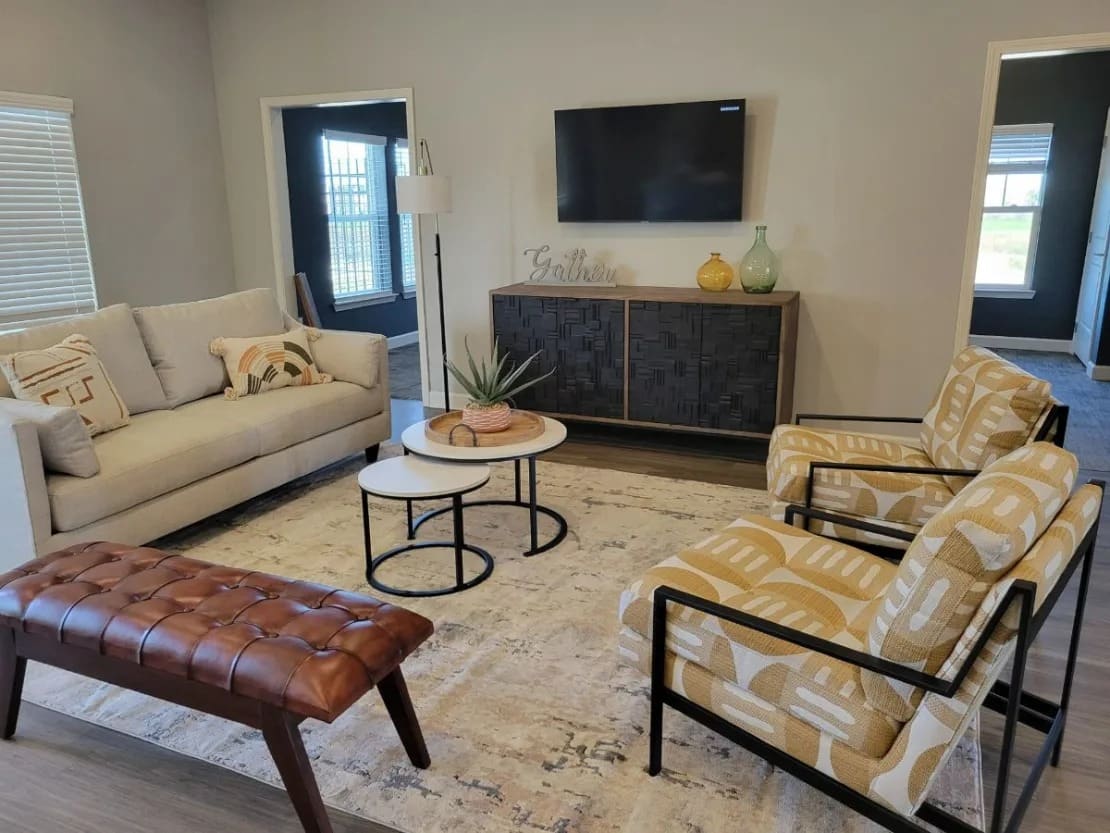 One- to Three-Bedroom Layouts photo 4 in Del Valle