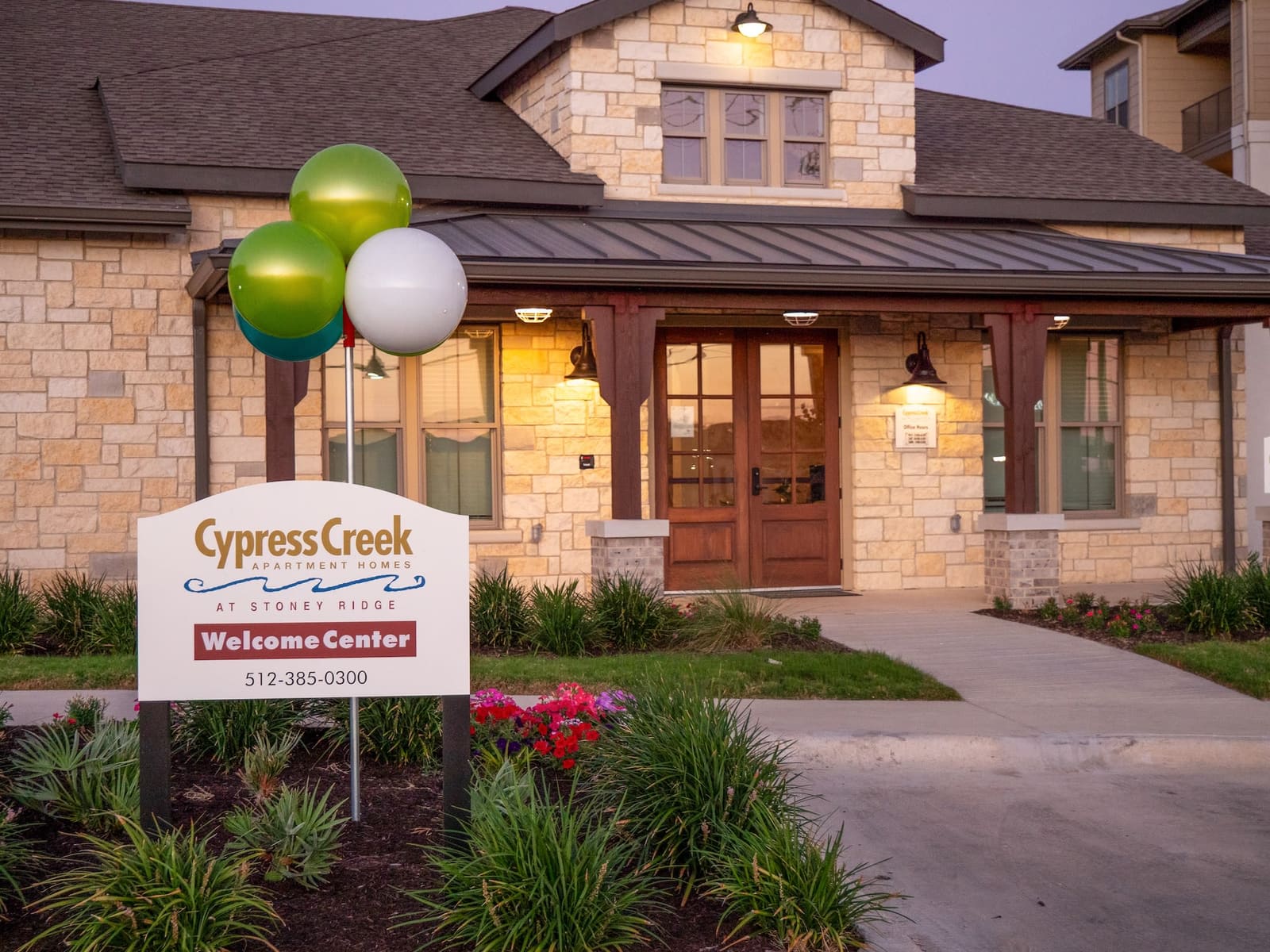 Pickleball Court and Pet Spa photo 4 in Del Valle