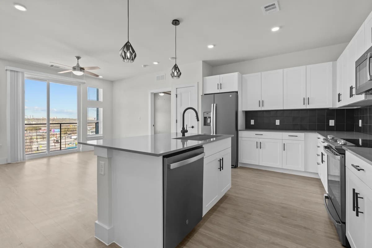 Studios–2 Bedroom Options · Option 7 photo 2 in East Austin