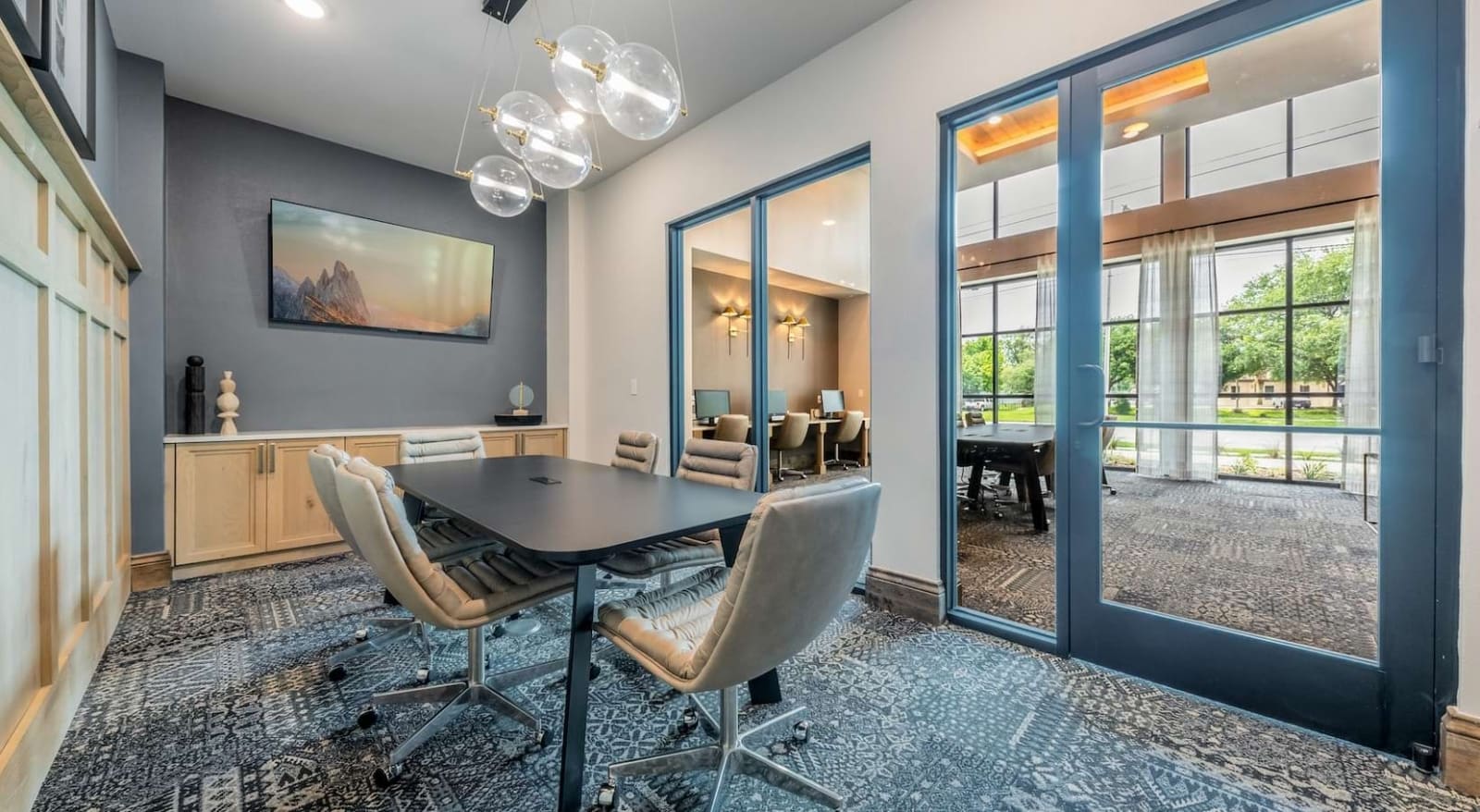1–2 Bedroom Options photo 2 in East Austin