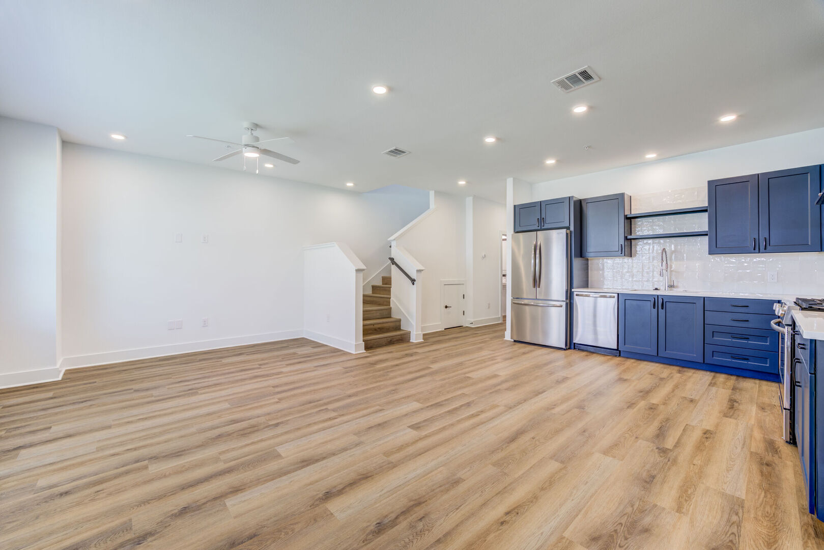 Contemporary Townhomes in Leander — apartment in Leander, TX with 10 weeks free move-in special