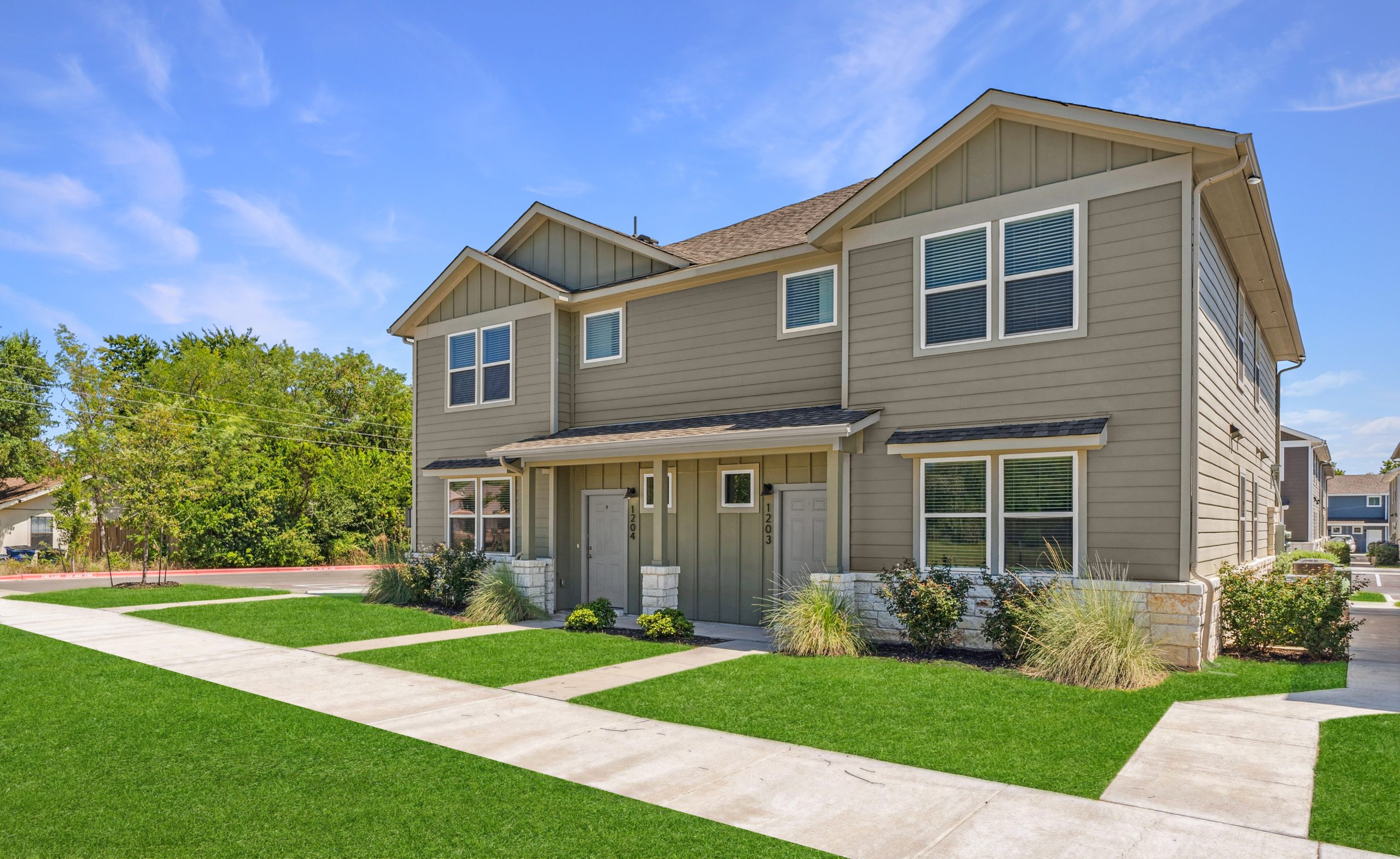 Modern Townhomes Near Austin Tech Corridor photo 2 in Leander, TX