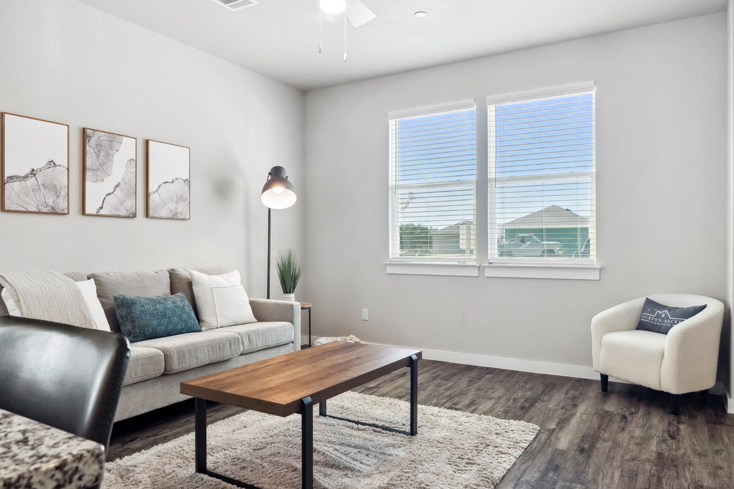 Modern Townhomes Near Tech Corridor photo 4 in Leander, TX