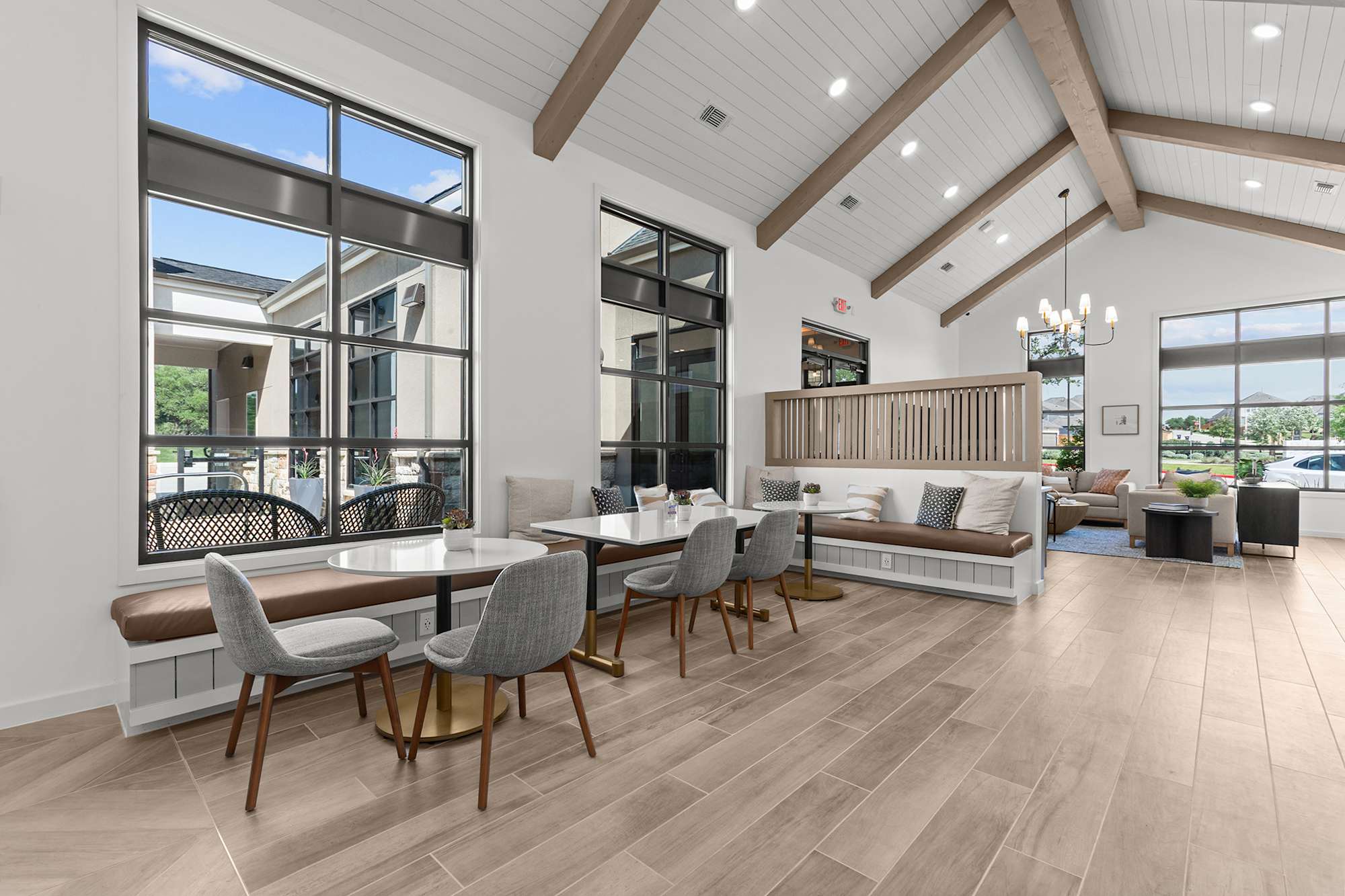 A Standout Deal in Leander, TX — apartment in Leander, TX with 10 weeks free move-in special